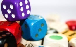 Dice for managing risk in FPL